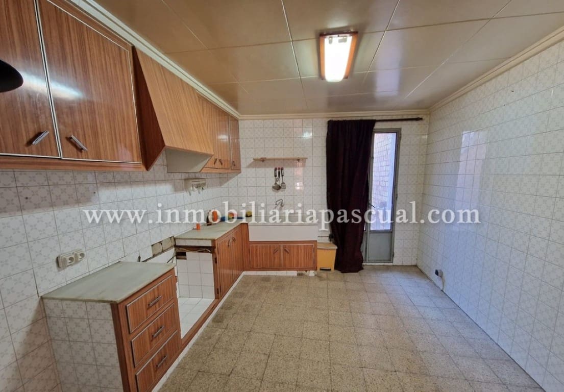 3 bedroom Townhouse for sale in Cocentaina with garage - € 120,000 (Ref: 9300337)