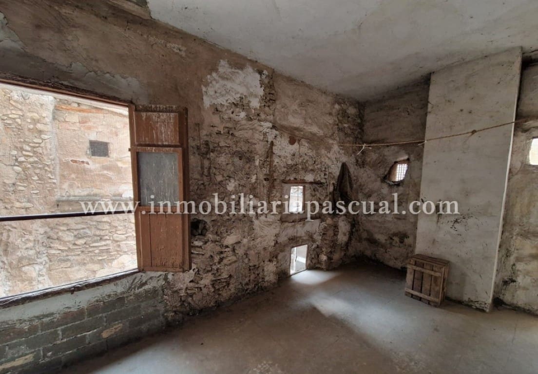 6 soverom Villa til salgs i Cocentaina - € 75 000 (Ref: 9301488)