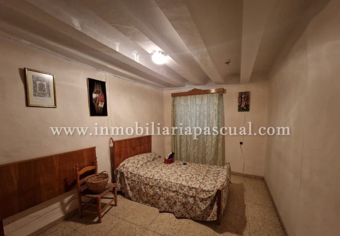 6 soverom Villa til salgs i Cocentaina - € 75 000 (Ref: 9301488)