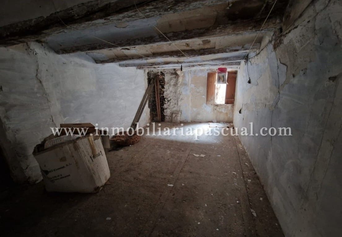 6 soverom Villa til salgs i Cocentaina - € 75 000 (Ref: 9301488)