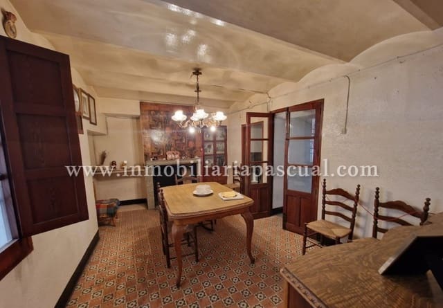 6 slaapkamer Villa te koop in Cocentaina - € 75.000 (Ref: 9301488)