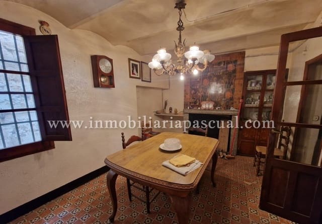 6 slaapkamer Villa te koop in Cocentaina - € 75.000 (Ref: 9301488)