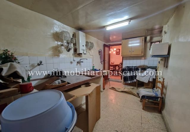 6 slaapkamer Villa te koop in Cocentaina - € 75.000 (Ref: 9301488)