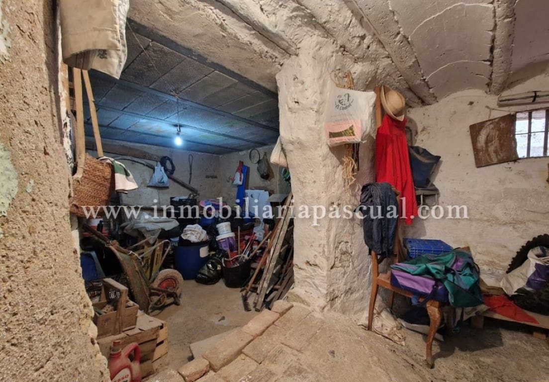 6 soverom Villa til salgs i Cocentaina - € 75 000 (Ref: 9301488)