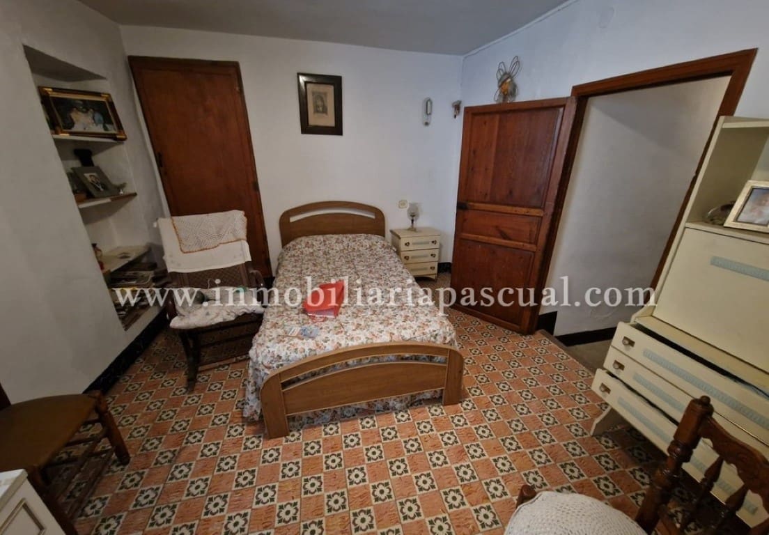 6 soverom Villa til salgs i Cocentaina - € 75 000 (Ref: 9301488)