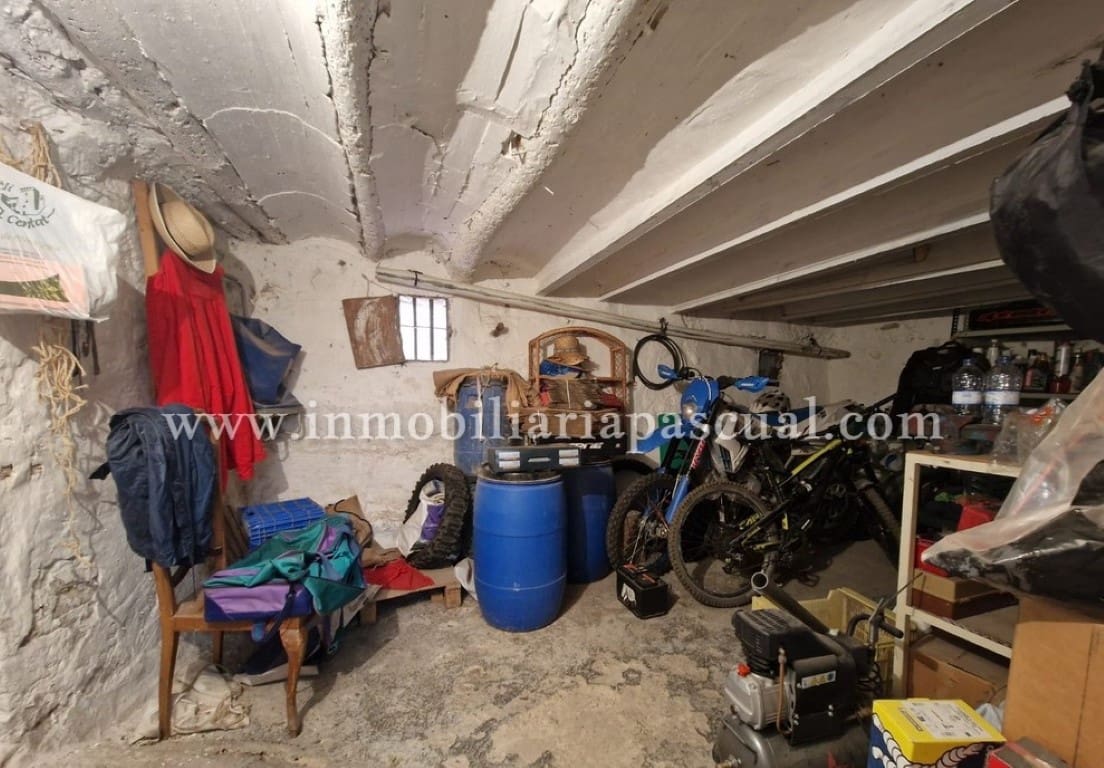 6 soverom Villa til salgs i Cocentaina - € 75 000 (Ref: 9301488)