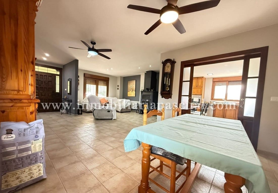 4 soverom Villa til salgs i Cocentaina med svømmebasseng garasje - € 400 000 (Ref: 9322380)