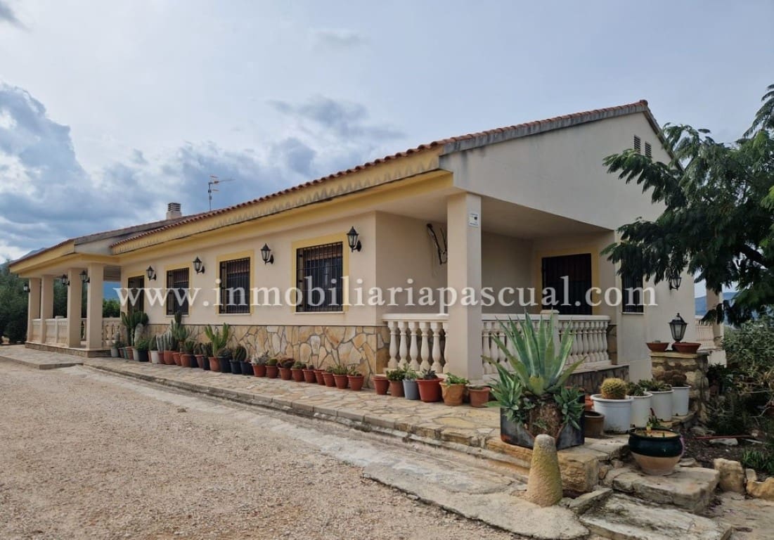 4 soverom Villa til salgs i Cocentaina med svømmebasseng garasje - € 400 000 (Ref: 9322380)