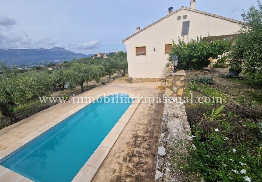 4 soverom Villa til salgs i Cocentaina med svømmebasseng garasje - € 400 000 (Ref: 9322380)