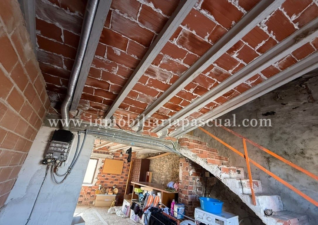 3 slaapkamer Huis te koop in Muro de Alcoy met garage - € 140.000 (Ref: 9374832)