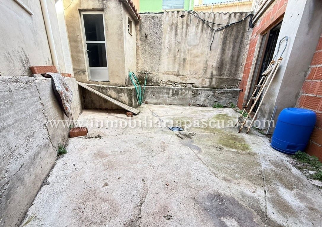 3 slaapkamer Huis te koop in Muro de Alcoy met garage - € 140.000 (Ref: 9374832)