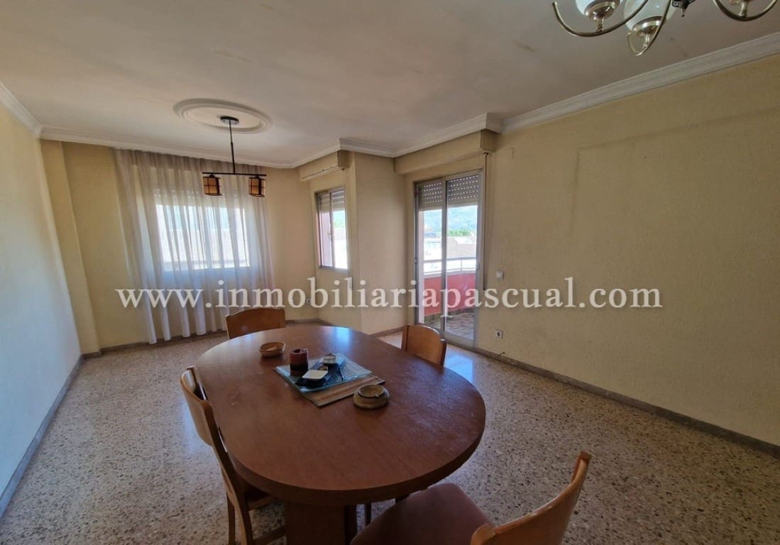 4 slaapkamer Flat te koop in Muro de Alcoy met garage - € 70.000 (Ref: 9387071)