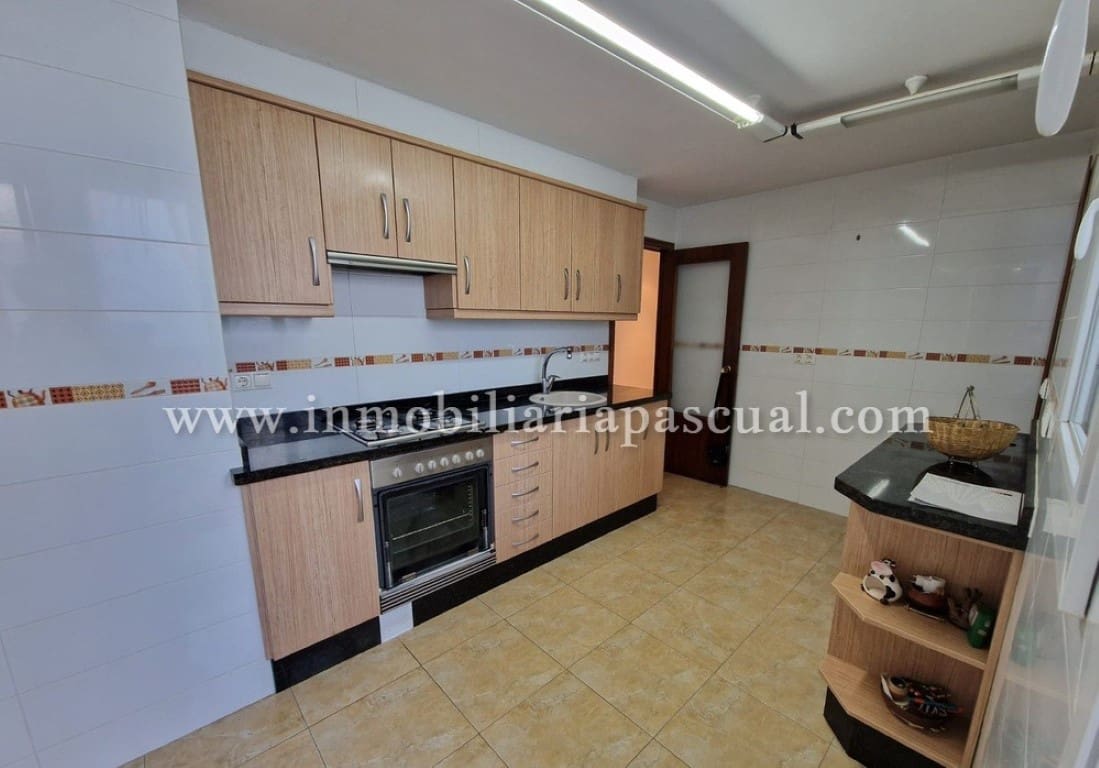 4 slaapkamer Flat te koop in Muro de Alcoy met garage - € 70.000 (Ref: 9387071)