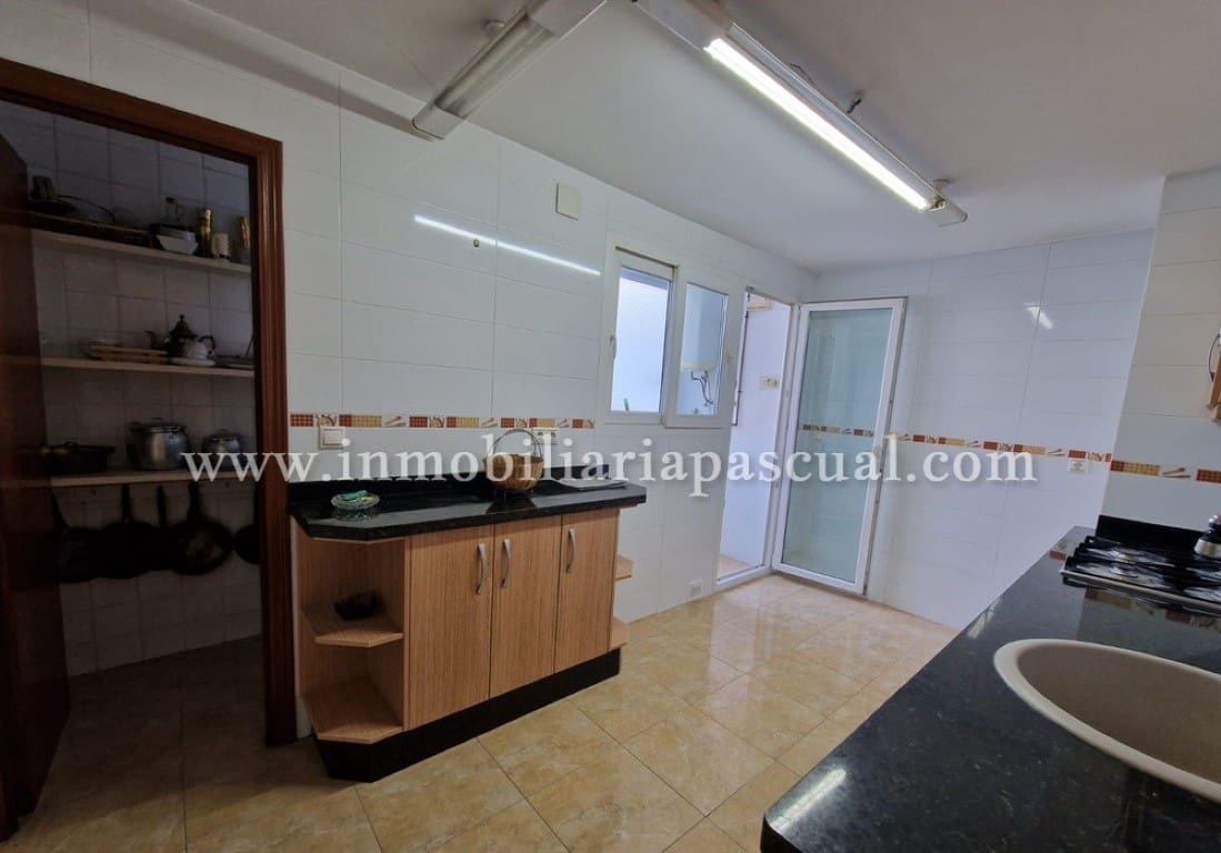 4 slaapkamer Flat te koop in Muro de Alcoy met garage - € 70.000 (Ref: 9387071)