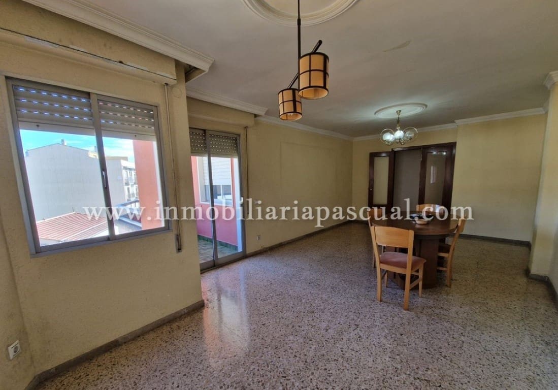 4 slaapkamer Flat te koop in Muro de Alcoy met garage - € 70.000 (Ref: 9387071)