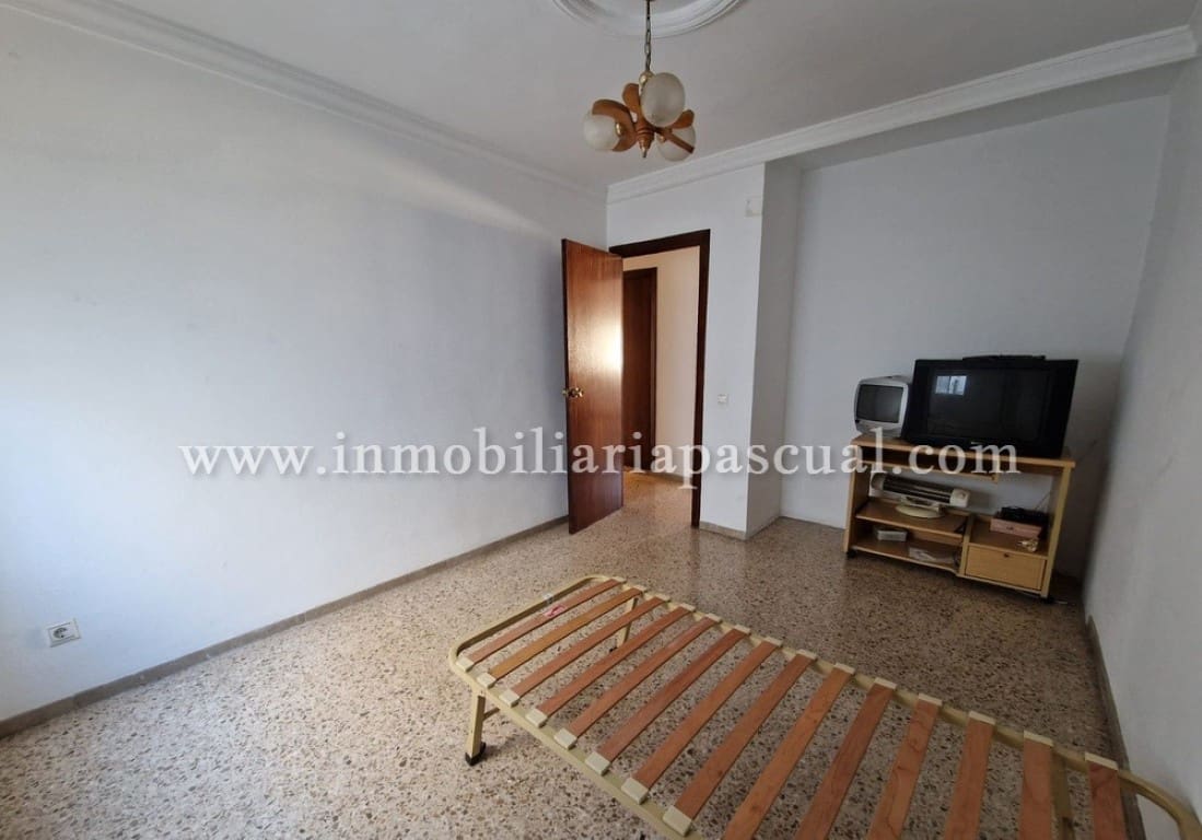 4 slaapkamer Flat te koop in Muro de Alcoy met garage - € 70.000 (Ref: 9387071)