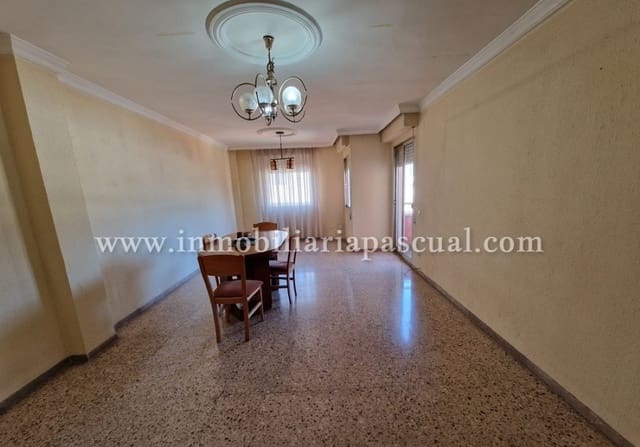 4 bedroom Flat for sale in Muro de Alcoy with garage - € 70,000 (Ref: 9387071)