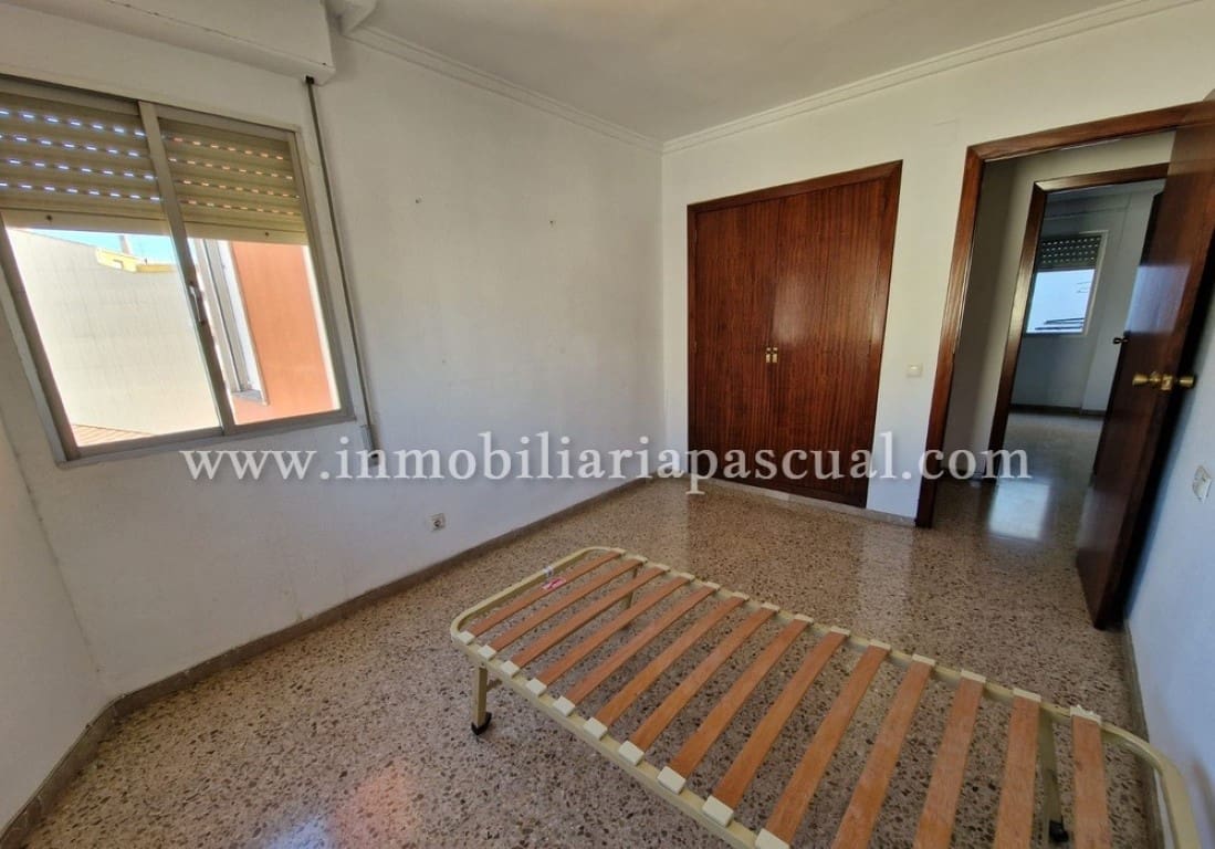 4 slaapkamer Flat te koop in Muro de Alcoy met garage - € 70.000 (Ref: 9387071)