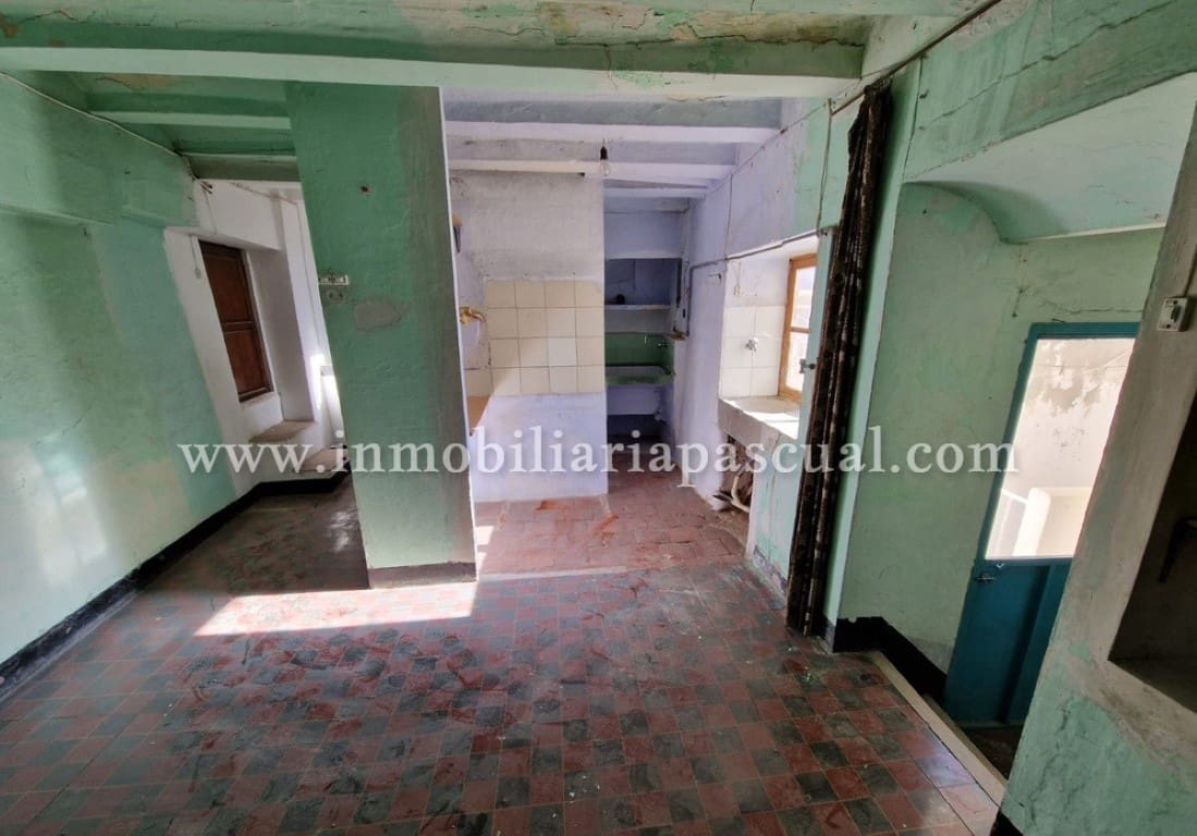 Hus till salu i Muro de Alcoy - 200 000 € (Ref: 9511954)