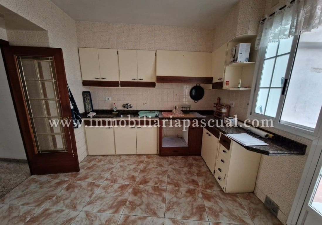 Hus till salu i Muro de Alcoy - 200 000 € (Ref: 9511954)