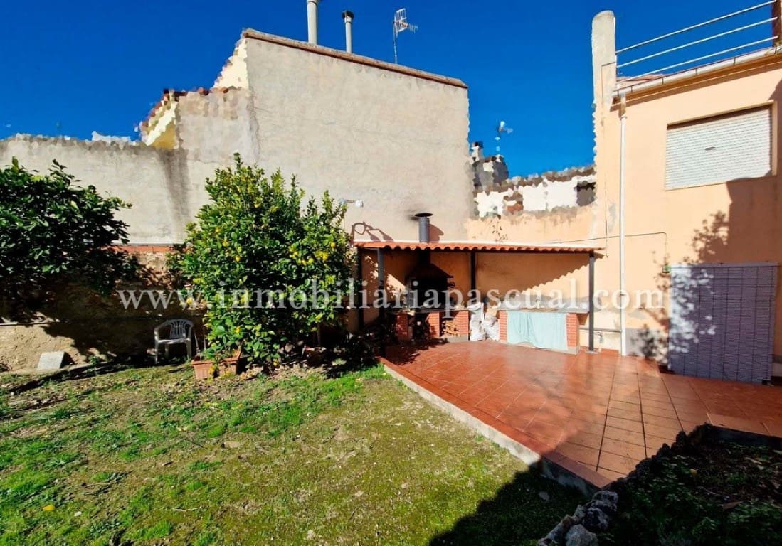 Hus till salu i Muro de Alcoy - 200 000 € (Ref: 9511954)