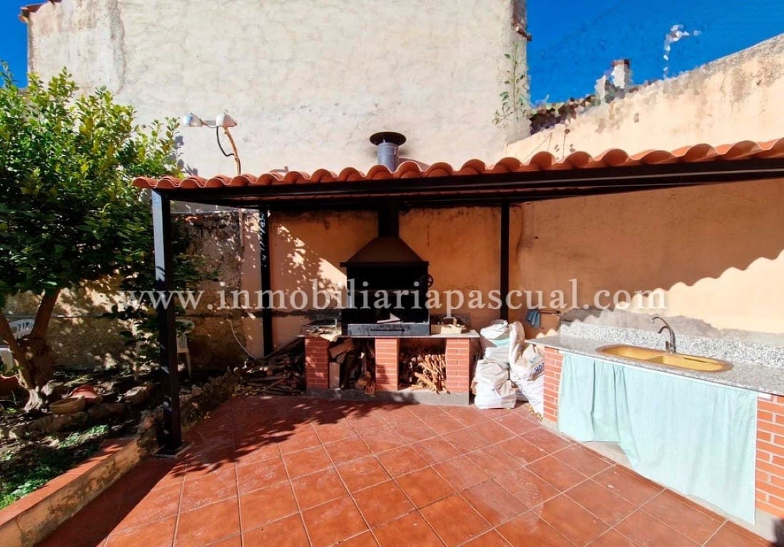 Hus till salu i Muro de Alcoy - 200 000 € (Ref: 9511954)
