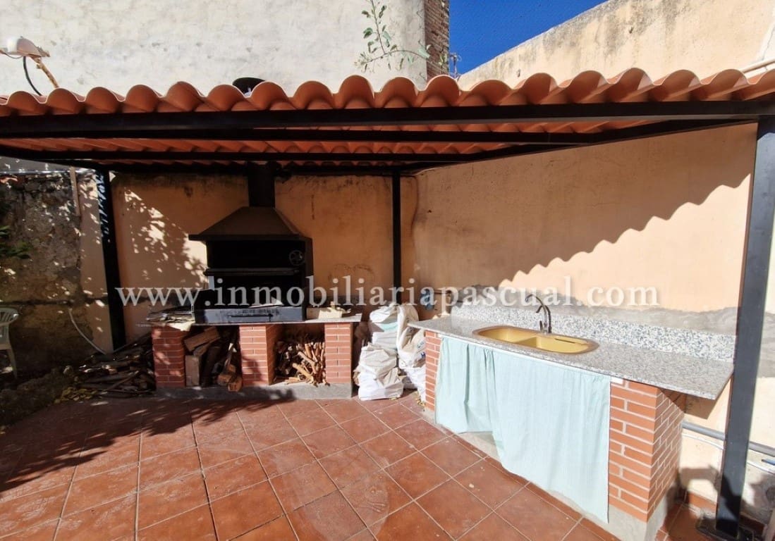 Hus till salu i Muro de Alcoy - 200 000 € (Ref: 9511954)