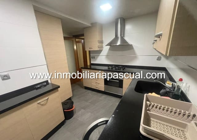 3 bedroom Flat for sale in Alcoy / Alcoi - € 105,000 (Ref: 9525956)