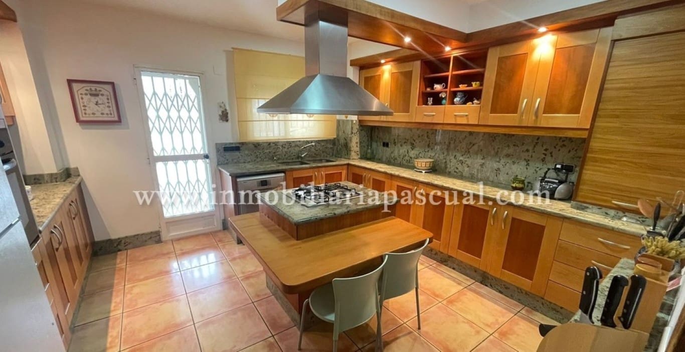 5 soveværelse Villa til salg i Alcoy / Alcoi med swimmingpool garage - € 450.000 (Ref: 9656864)