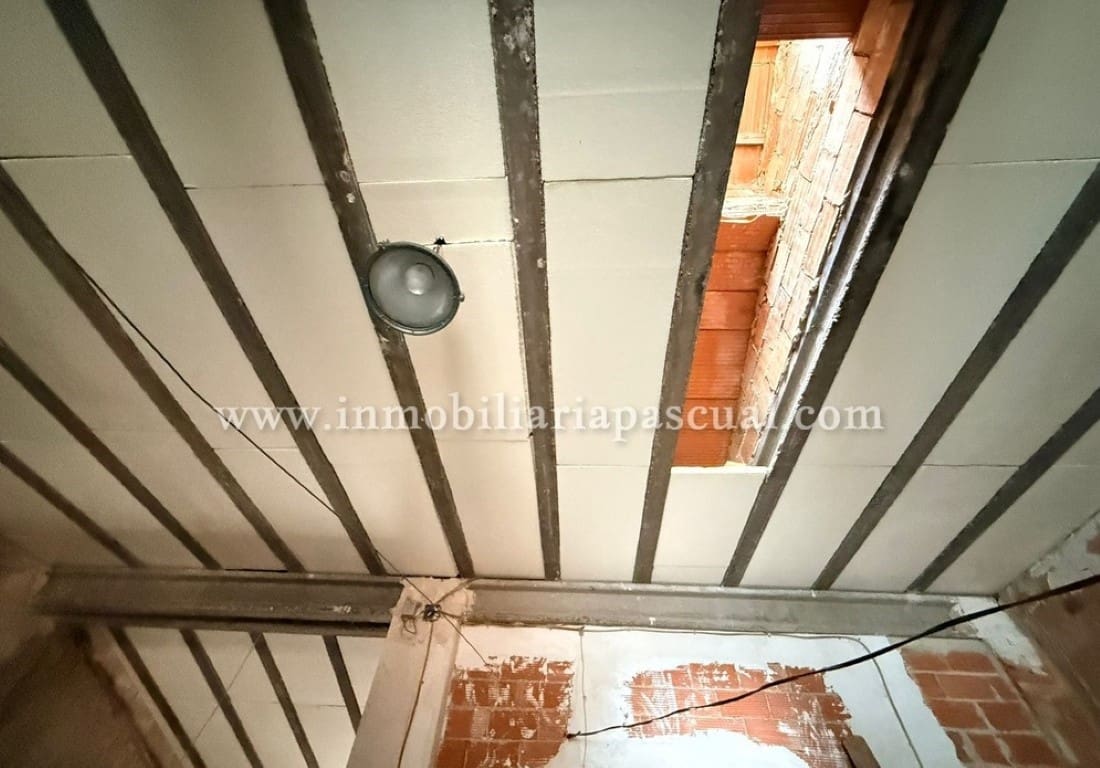 4 sovrum Hus till salu i L'Orxa / Lorcha - 90 000 € (Ref: 9669708)