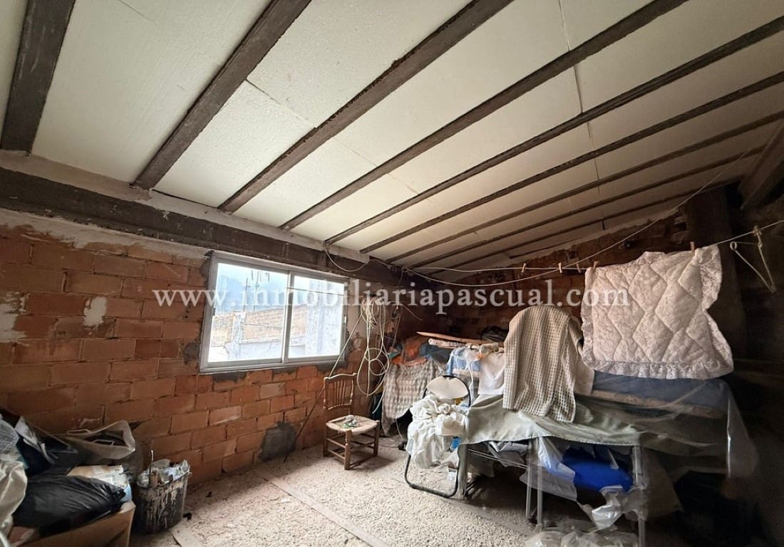 4 sovrum Hus till salu i L'Orxa / Lorcha - 90 000 € (Ref: 9669708)