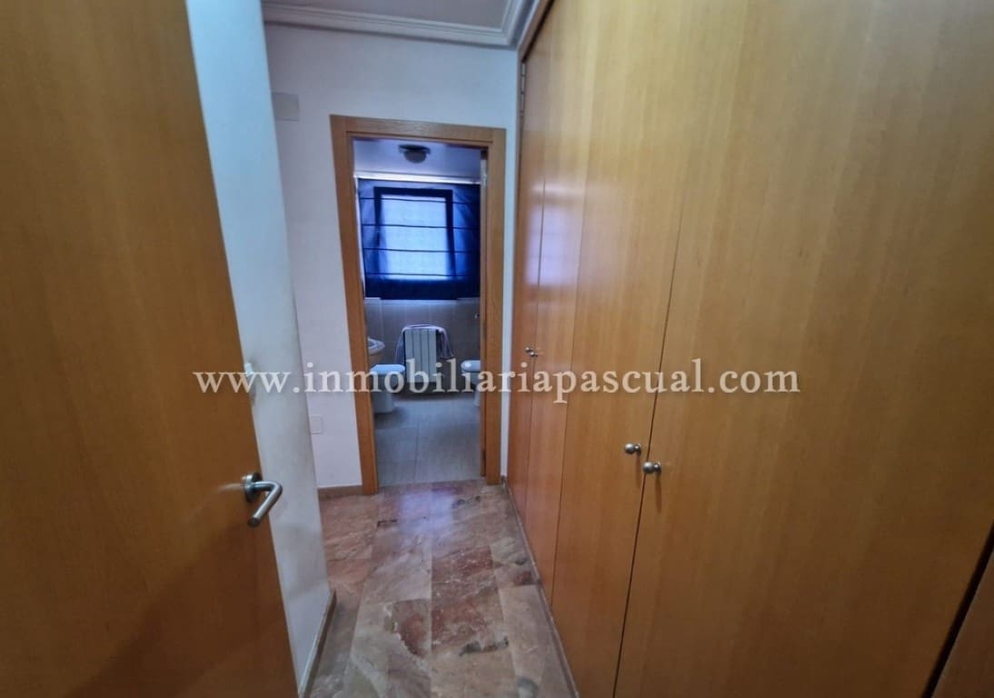 3 bedroom Apartment for sale in Alcoy / Alcoi with pool garage - € 200,000 (Ref: 9720948)