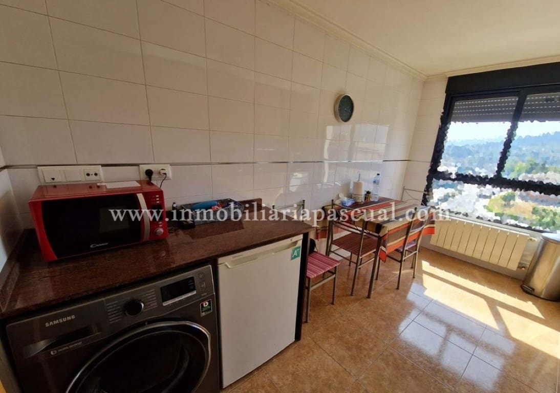 3 bedroom Apartment for sale in Alcoy / Alcoi with pool garage - € 200,000 (Ref: 9720948)