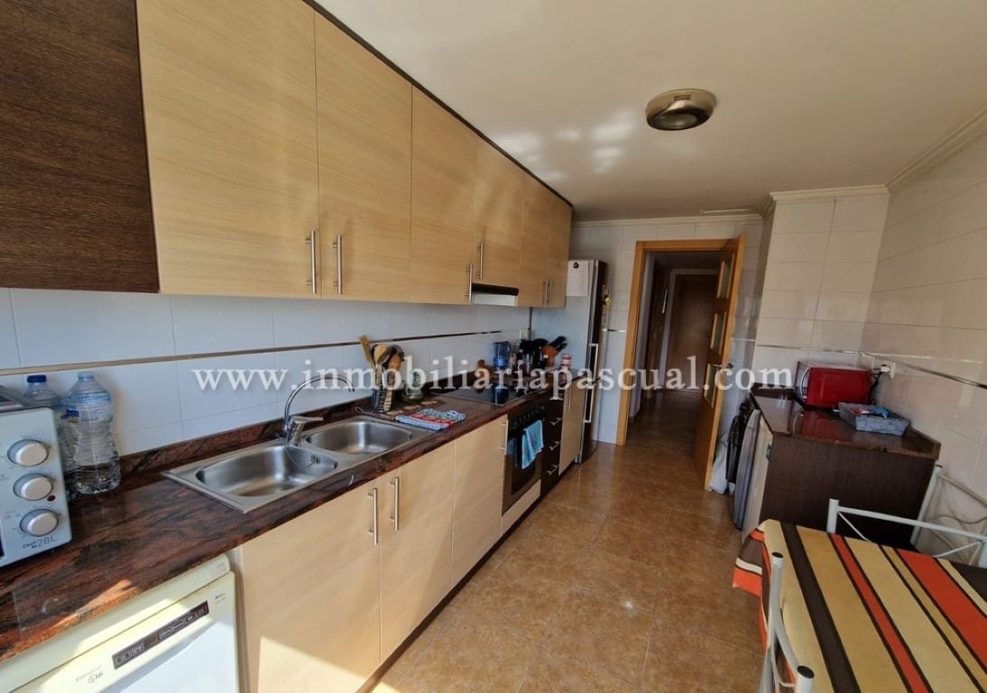 3 bedroom Apartment for sale in Alcoy / Alcoi with pool garage - € 200,000 (Ref: 9720948)