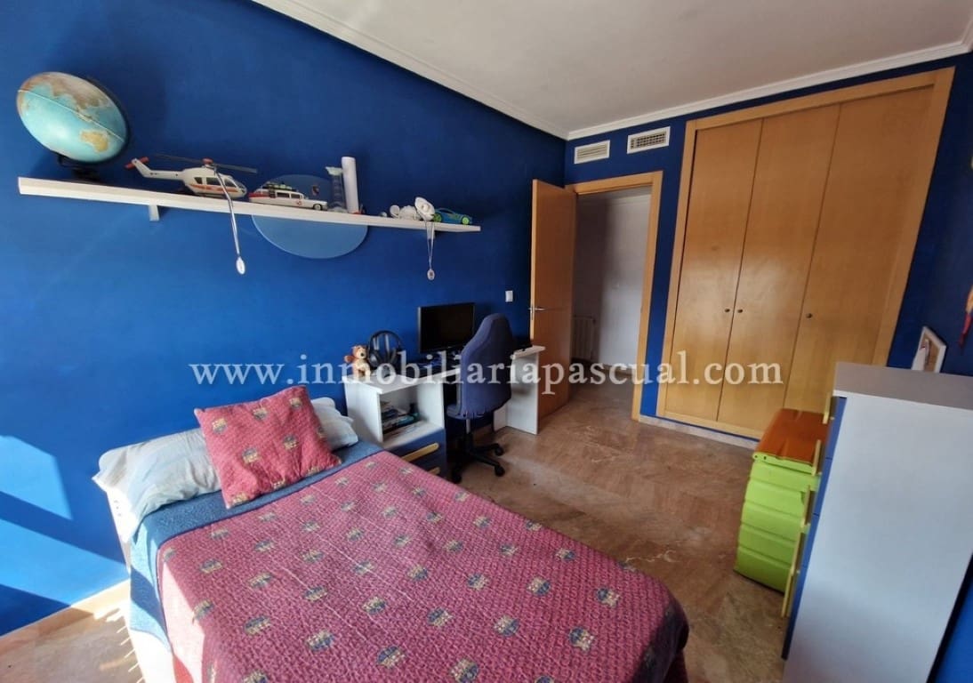 3 bedroom Apartment for sale in Alcoy / Alcoi with pool garage - € 200,000 (Ref: 9720948)