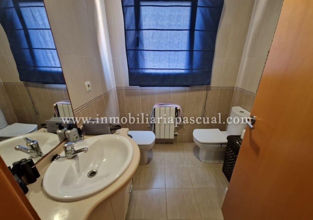 3 bedroom Apartment for sale in Alcoy / Alcoi with pool garage - € 200,000 (Ref: 9720948)
