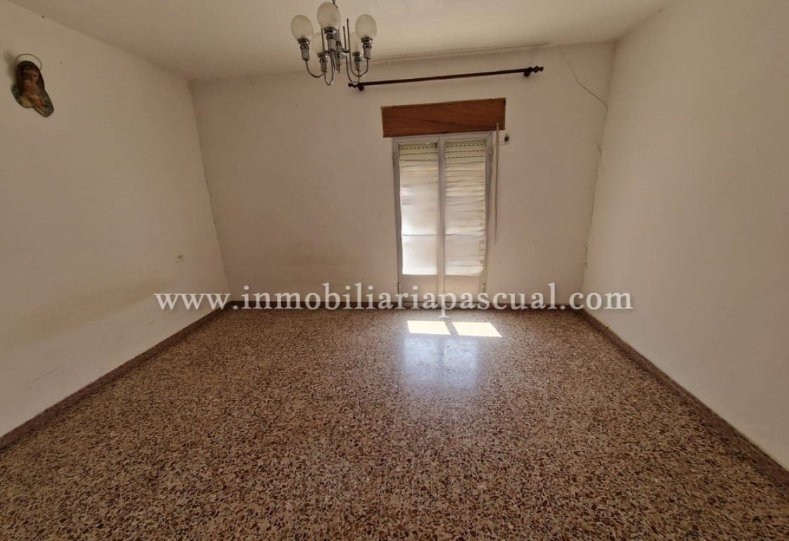 3 bedroom Apartment for sale in Beniarres - € 60,000 (Ref: 9731635)