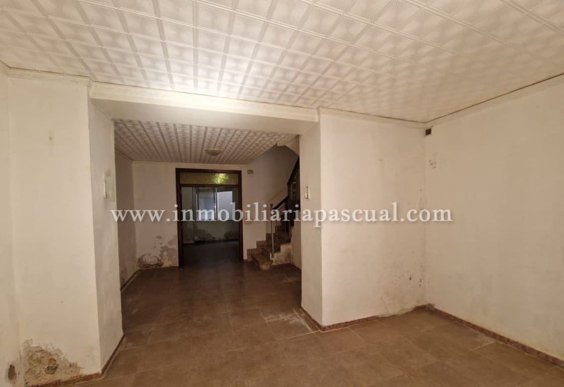 3 bedroom Apartment for sale in Beniarres - € 60,000 (Ref: 9731635)