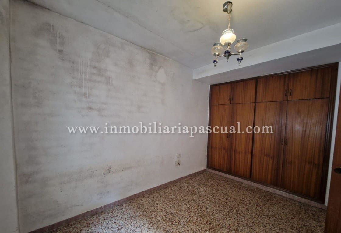 3 bedroom Apartment for sale in Beniarres - € 60,000 (Ref: 9731635)