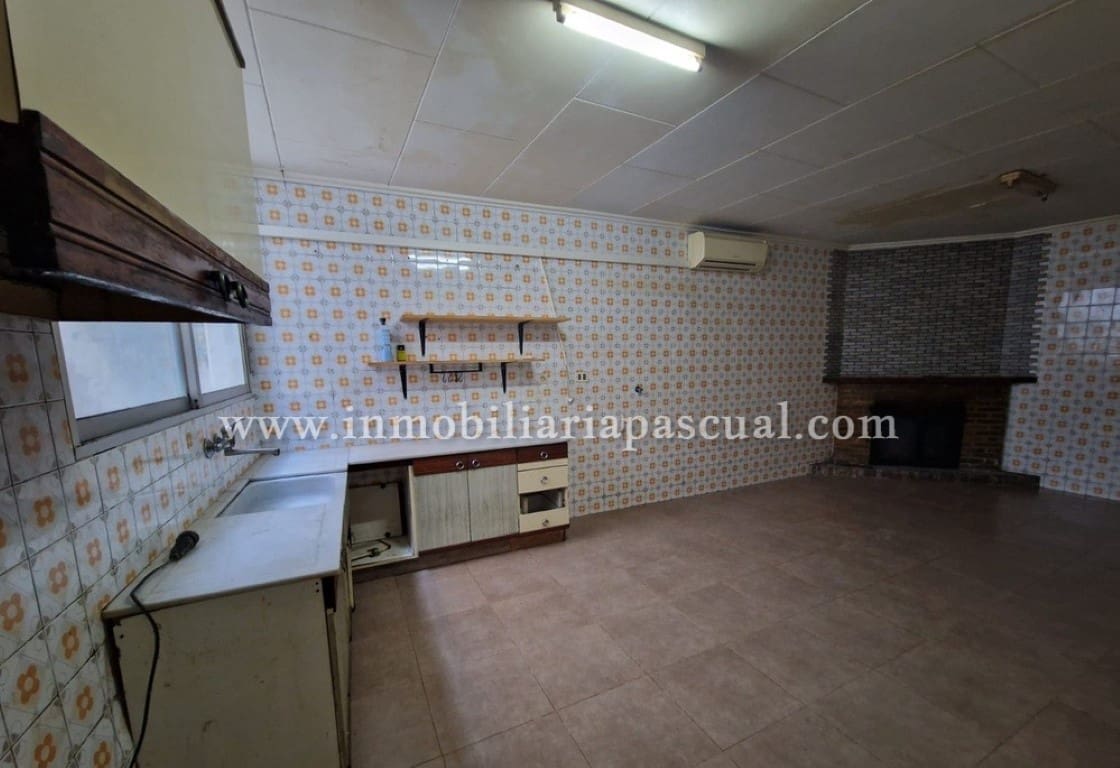 3 bedroom Apartment for sale in Beniarres - € 60,000 (Ref: 9731635)