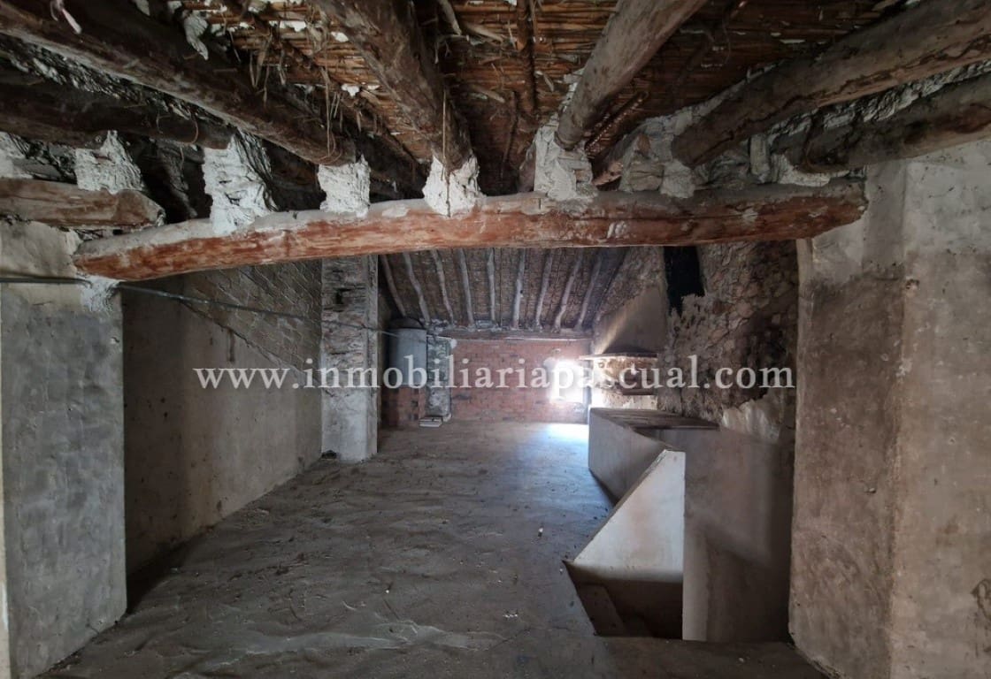 3 bedroom Apartment for sale in Beniarres - € 60,000 (Ref: 9731635)