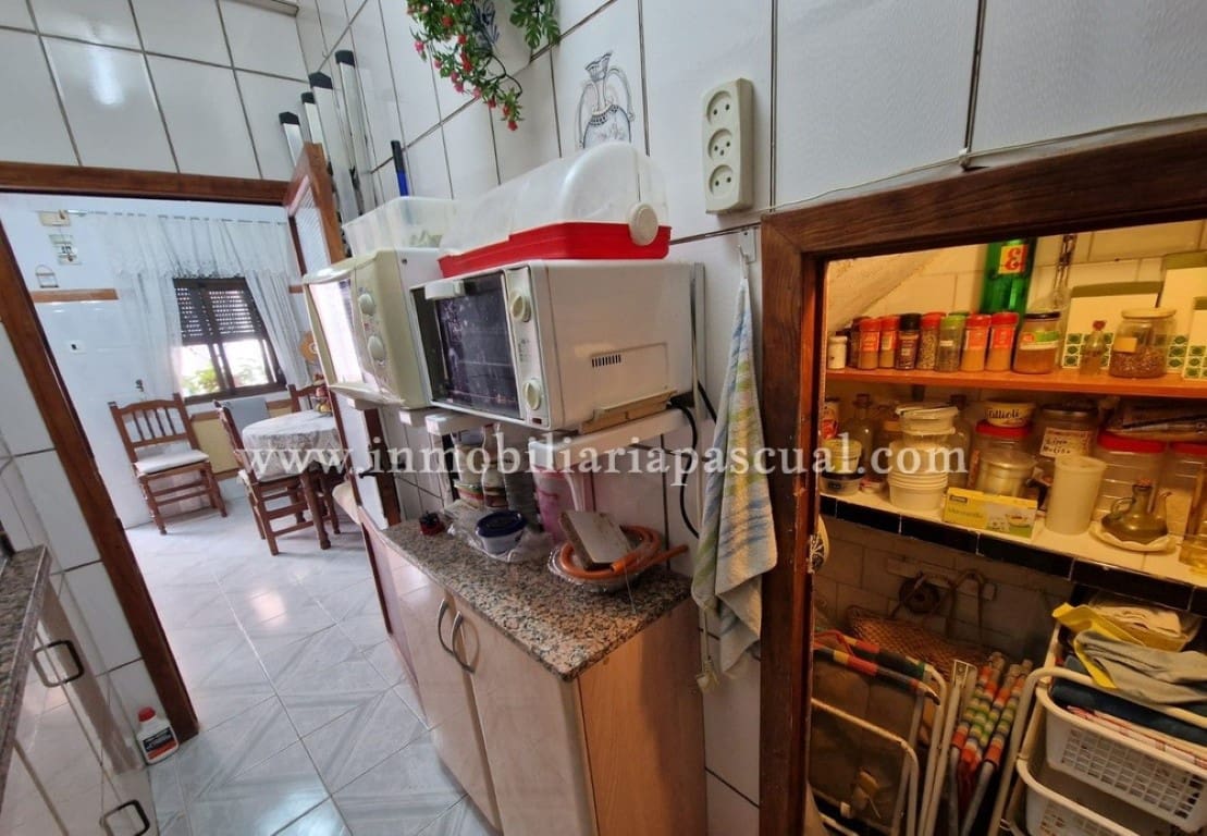 3 bedroom Terraced Villa for sale in Beniarres with garage - € 42,000 (Ref: 9731636)