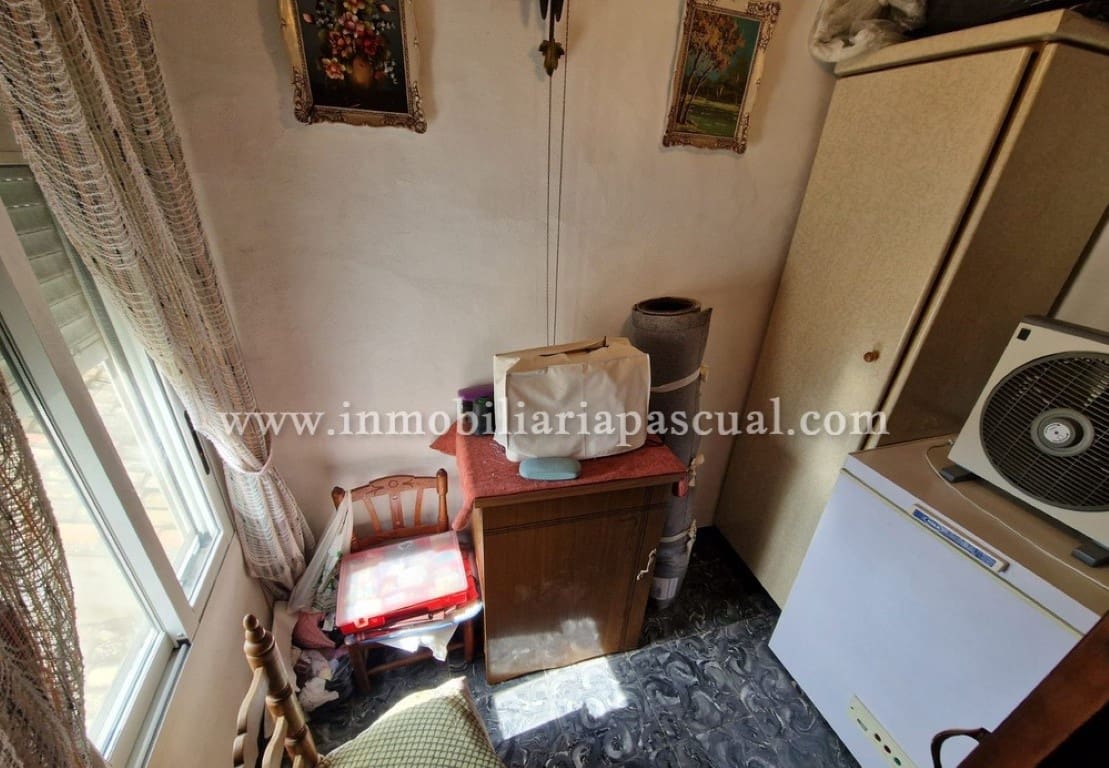 3 bedroom Terraced Villa for sale in Beniarres with garage - € 42,000 (Ref: 9731636)