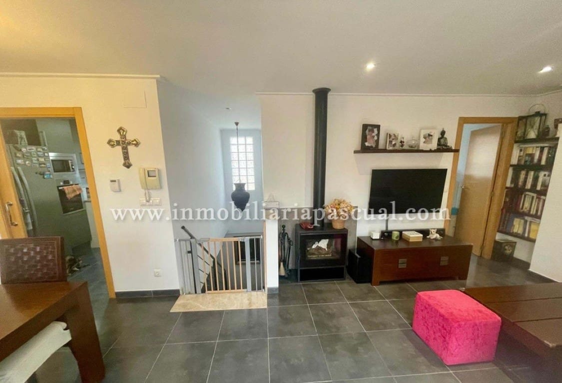 3 bedroom Apartment for sale in Muro de Alcoy - € 175,000 (Ref: 9731637)