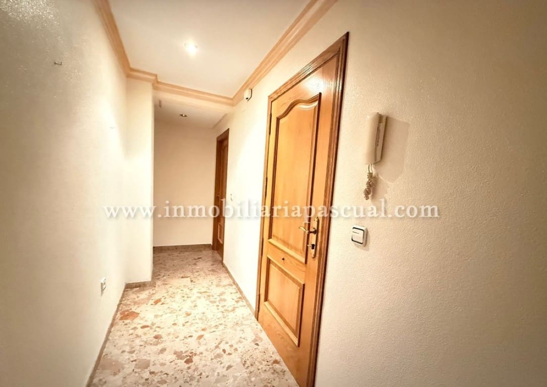 5 bedroom Villa for sale in Cocentaina with garage - € 160,000 (Ref: 9743095)