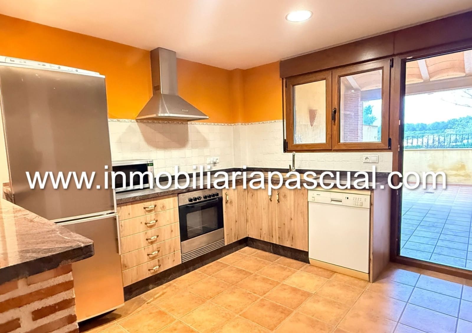 Apartamento de 3 habitaciones en Benimarfull en venta con garaje - 180.000 € (Ref: 9787944)