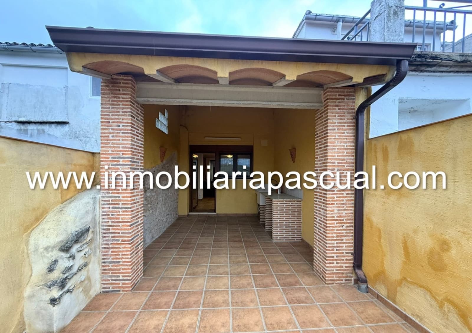Apartamento de 3 habitaciones en Benimarfull en venta con garaje - 180.000 € (Ref: 9787944)