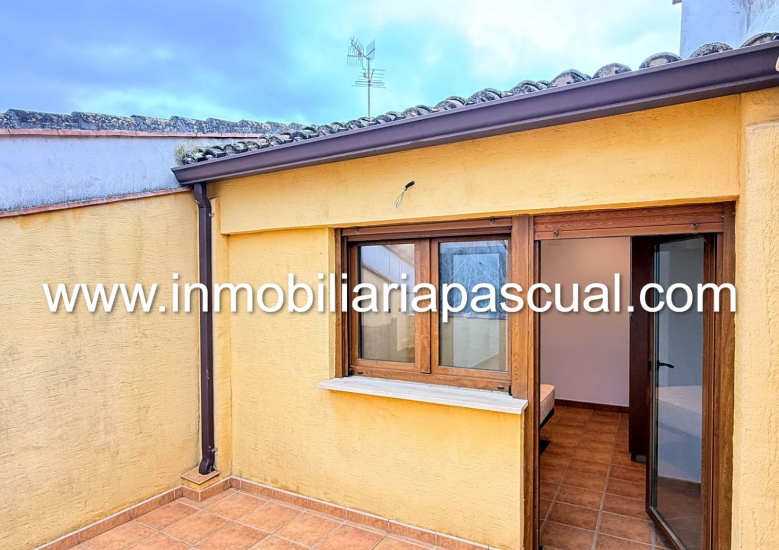 Apartamento de 3 habitaciones en Benimarfull en venta con garaje - 180.000 € (Ref: 9787944)