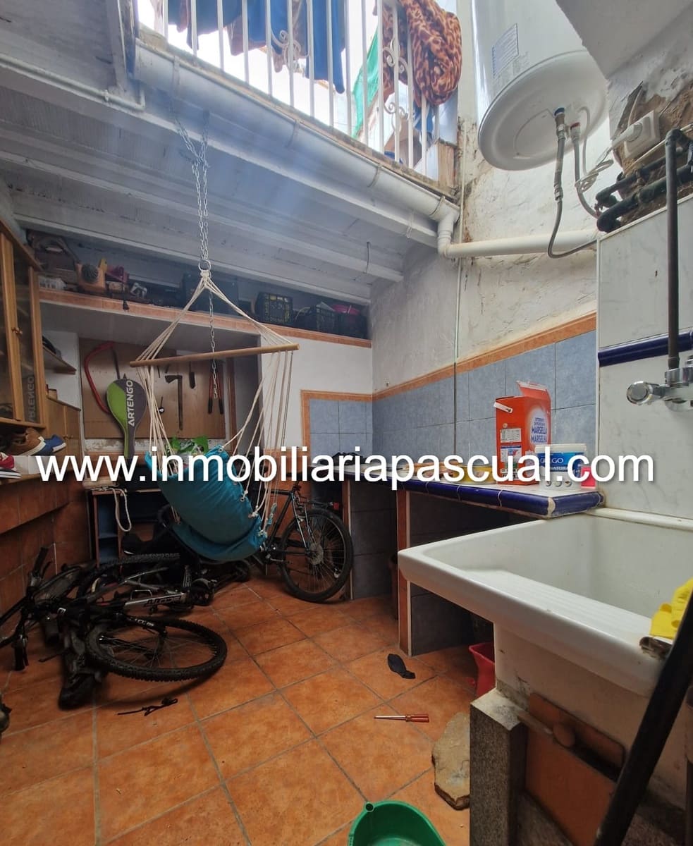 3 bedroom Townhouse for sale in Muro de Alcoy - € 90,000 (Ref: 9841919)