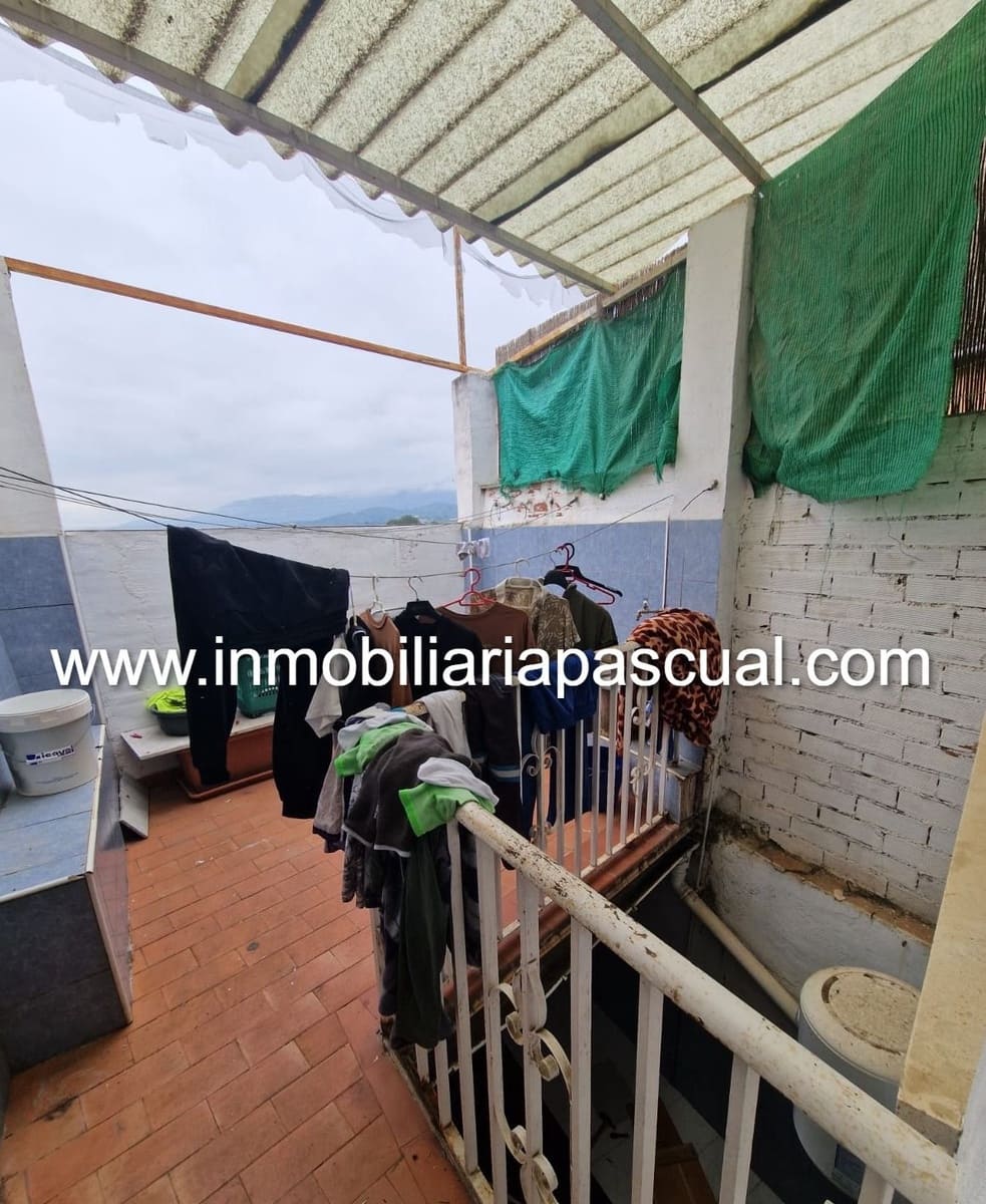 3 bedroom Townhouse for sale in Muro de Alcoy - € 90,000 (Ref: 9841919)